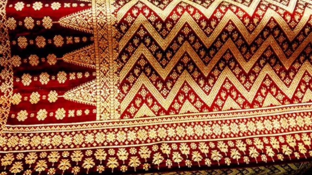 12 Nama Kain Gambar dan Daerah Asalnya Freedomnesia